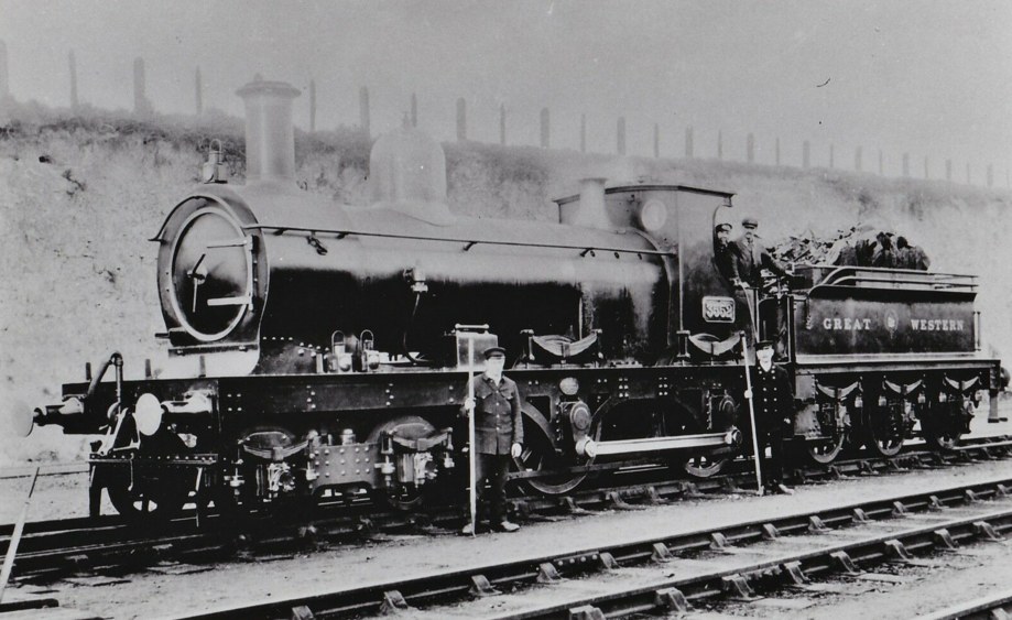 GWR 4-4-0 3552 in early condition