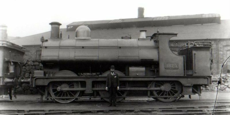 GWR 1875 saddle tank in early condition