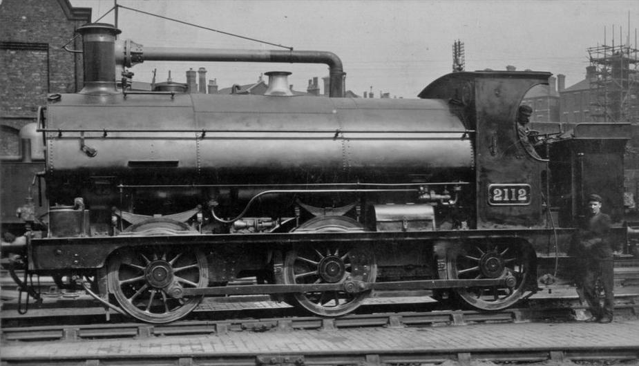 GWR 2112 saddle tank in early condition