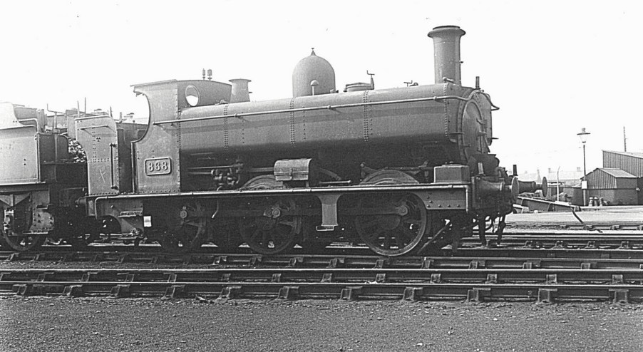 GWR 868 at Swindon with Collett bunker