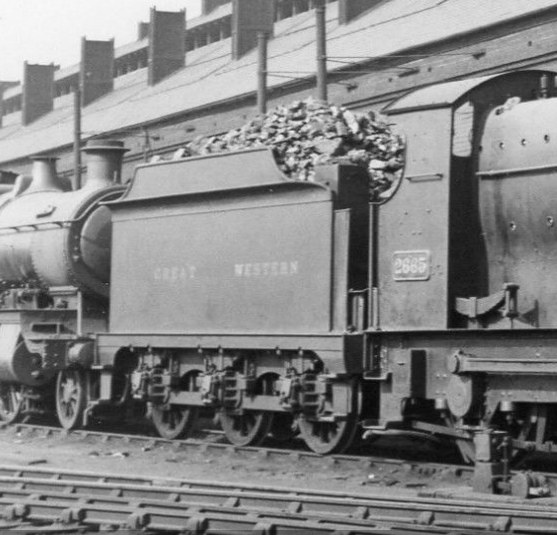 ROD tender behind Aberdare 2665 at Chester shed, 10 April 1938
