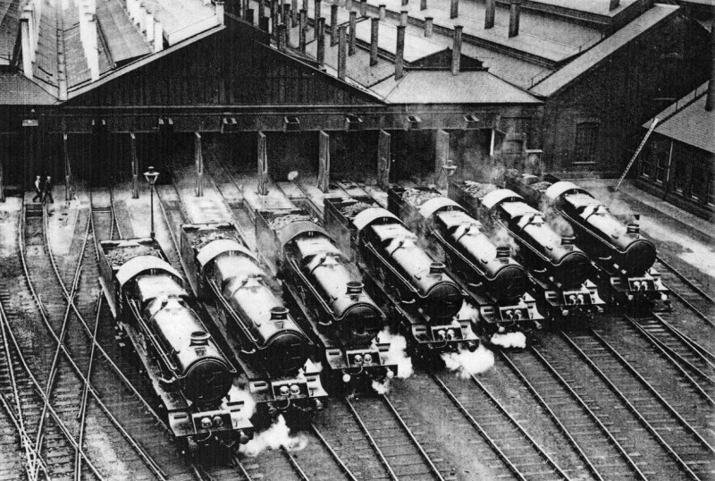 King lineup at Swindon, 1927